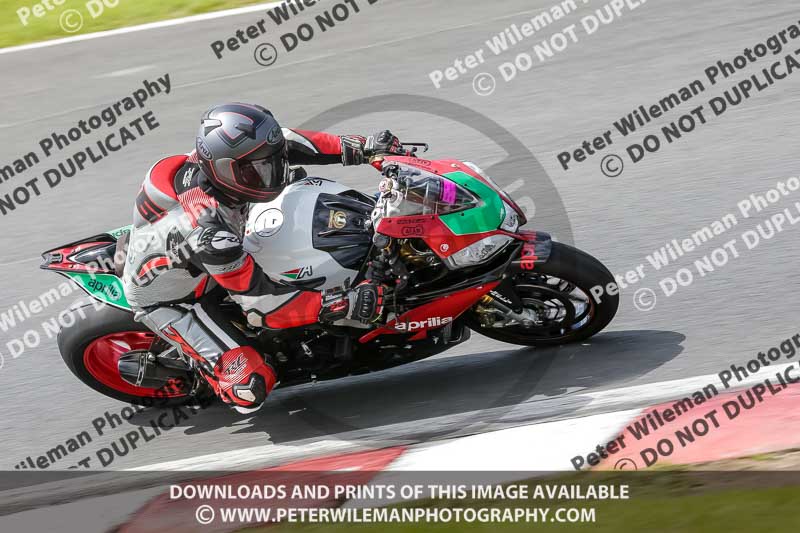 anglesey;brands hatch;cadwell park;croft;donington park;enduro digital images;event digital images;eventdigitalimages;mallory;no limits;oulton park;peter wileman photography;racing digital images;silverstone;snetterton;trackday digital images;trackday photos;vmcc banbury run;welsh 2 day enduro